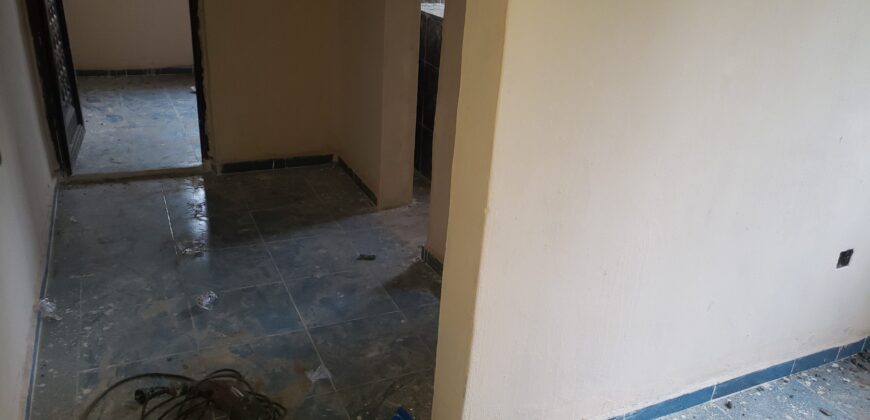 Nice Spacious Room and Parlour Hostel Around Millionaire