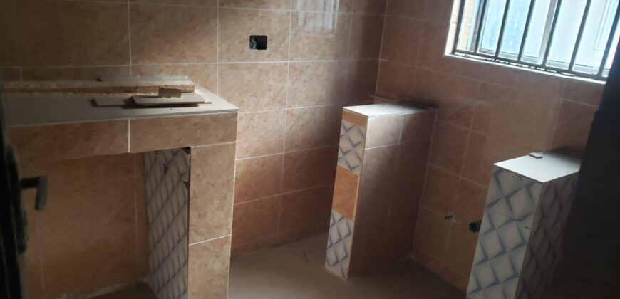 10 Rooms Uncompleted Selfcon for Sale at Kwasu