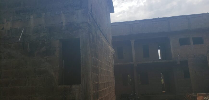 Storey Building containing 25 rooms Selfcon and 4 unites of  Room and Parlour for Sale