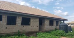 Uncompleted 18 rooms selfcon for sale on 4plot of land