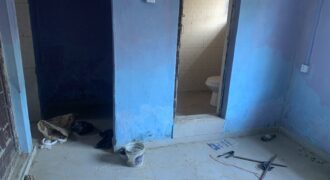 Hostel Around Lambo